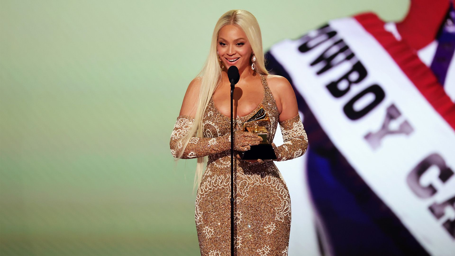 巴黎依靠姆 巴黎依靠姆