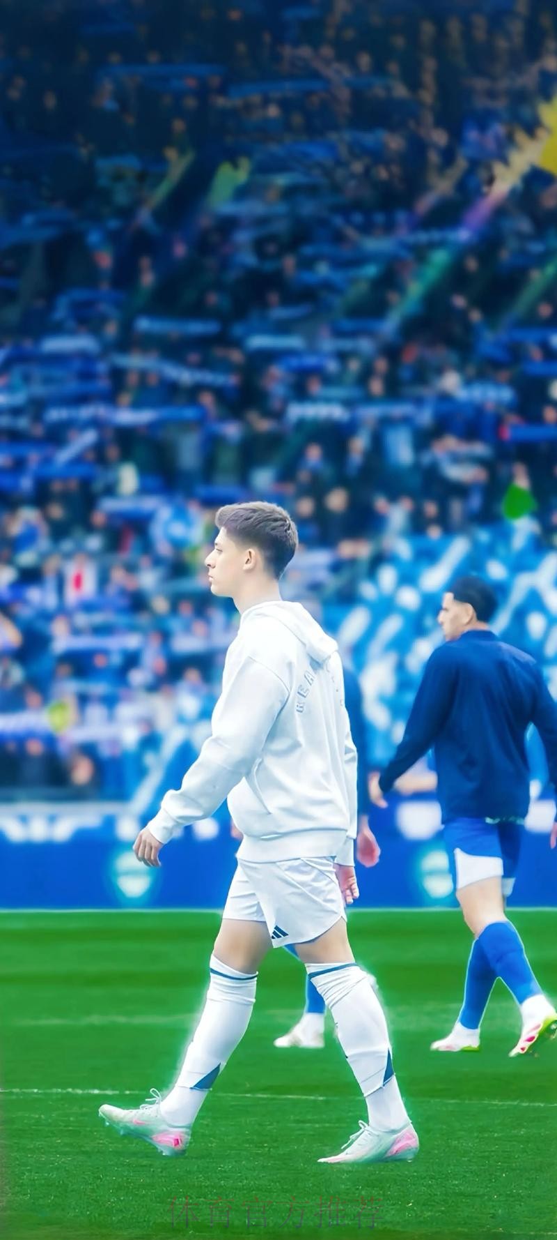 记者:罗德里戈小腿没受伤 卡马文加预计可以出战